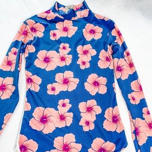 acacia ehukai in hibiscus